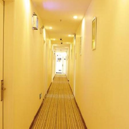 7 Days Inn Shenyang Bagian luar foto