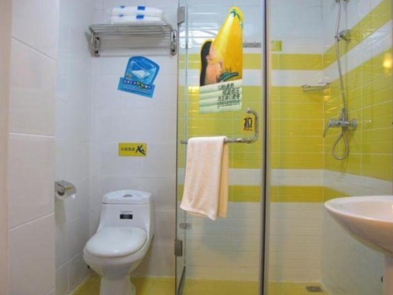 7 Days Inn Shenyang Bagian luar foto